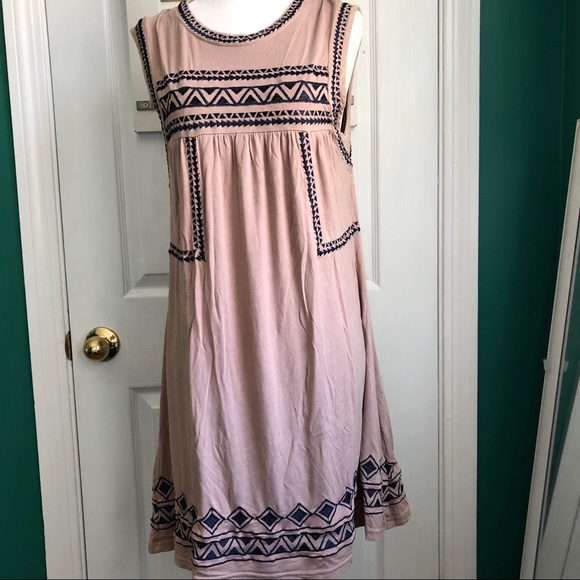 POL Embroidered dress size small beige with navy embroidery - Picture 4 of 7